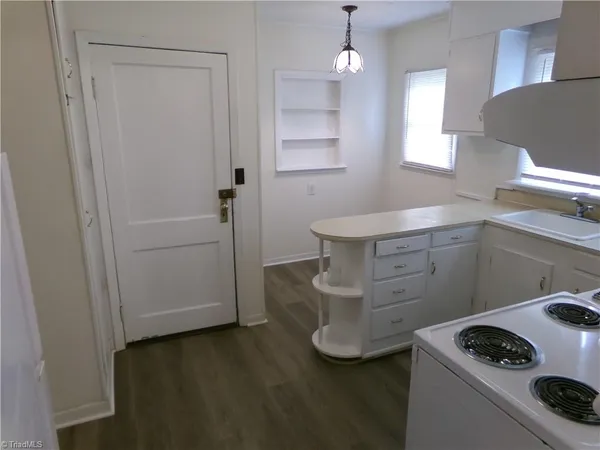 $1,450 | 1408 East Martin Luther King Junior Drive, High Point, NC 27260