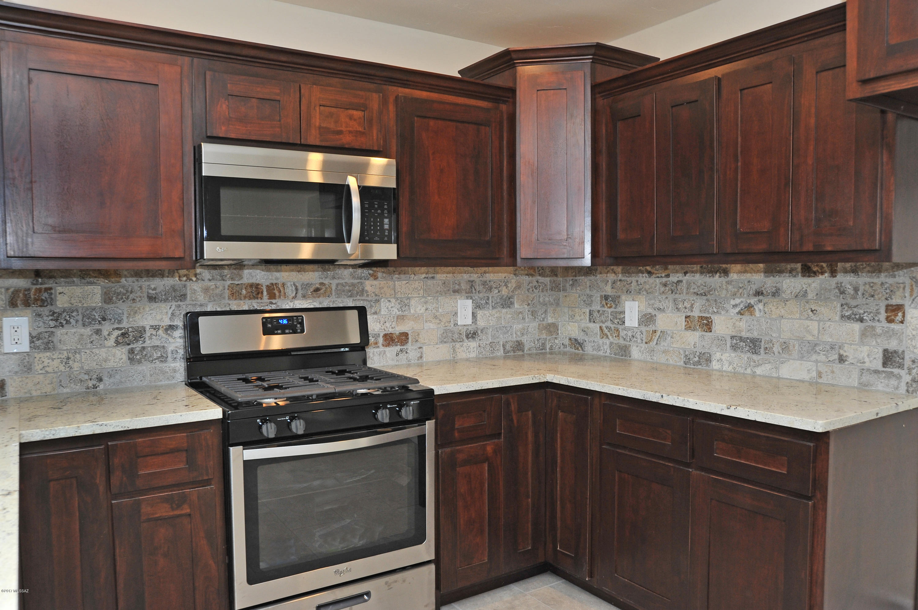 2158 East Grant Road Tucson, AZ 85719 - Photo 12 of 31