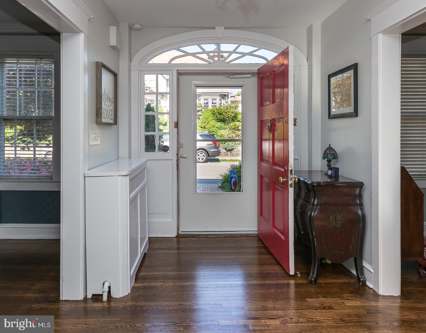 700 Ashurst Road Havertown, PA 19083 - Photo 2 of 37