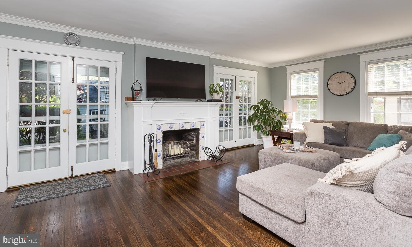 700 Ashurst Road Havertown, PA 19083 - Photo 3 of 37