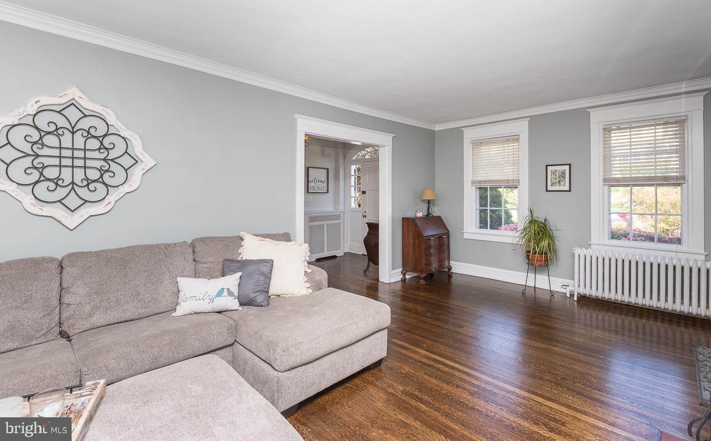 700 Ashurst Road Havertown, PA 19083 - Photo 5 of 37