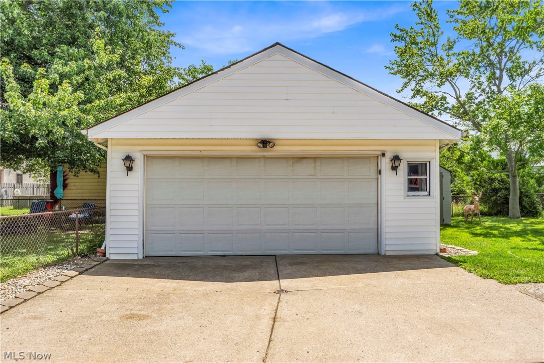 15473 Hummel Road Brook Park, OH 44142 - Photo 26 of 29
