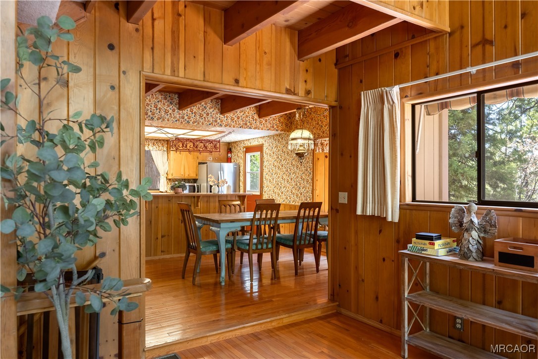 27207 Bernina Drive Lake Arrowhead, CA 92352 - Photo 14 of 47