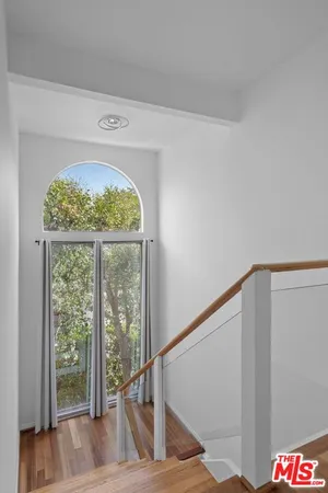 $4,800 | 5255 Coldwater Canyon Avenue, Unit B, Sherman Oaks, CA 91401