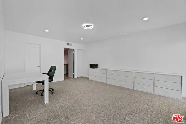 $4,800 | 5255 Coldwater Canyon Avenue, Unit B, Sherman Oaks, CA 91401