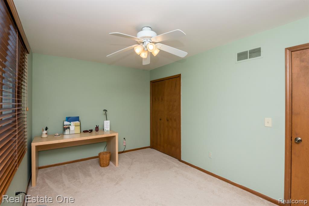 41344 Beacon Road Novi, MI 48375 - Photo 66 of 78