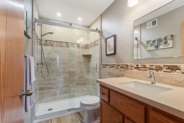 $570,000 | 19992 Enfield Avenue North, Forest Lake, MN 55025