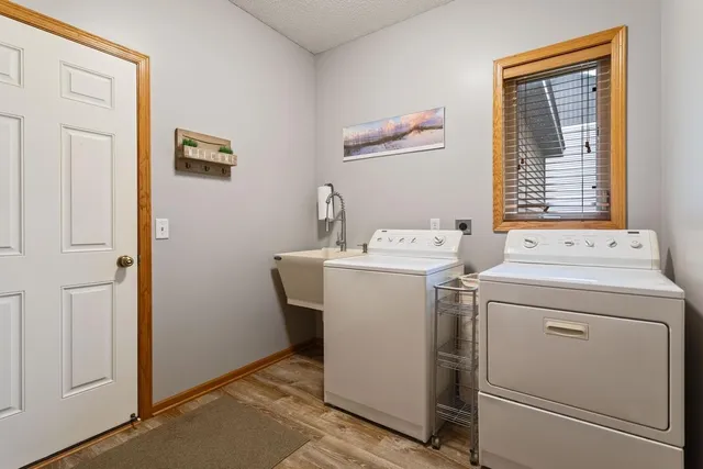 $570,000 | 19992 Enfield Avenue North, Forest Lake, MN 55025