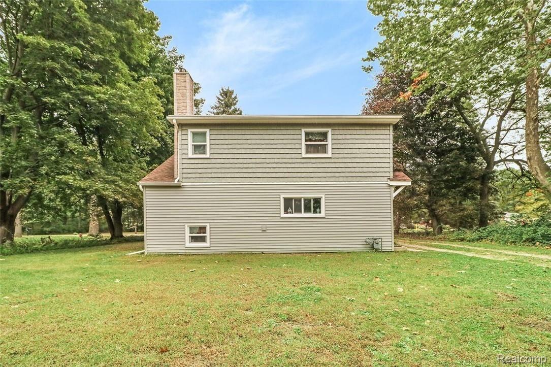 13450 Lenmoore Road Belleville, MI 48111 - Photo 30 of 38 9cUytCsE.jpeg