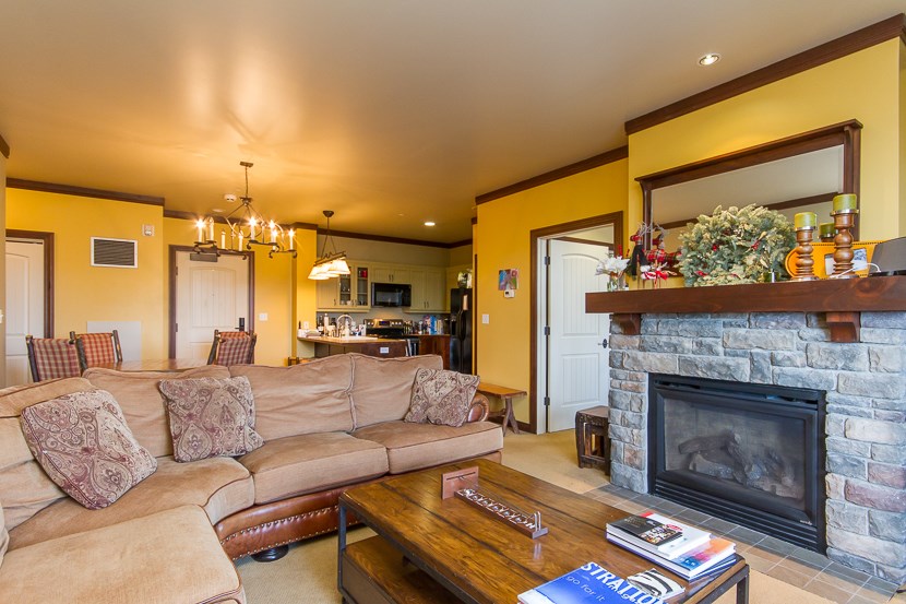 43 Middle Ridge Road, Unit 212 South Londonderry, VT 05155 - Photo 4 of 11