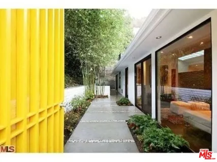 $2,395,000 | 2100 Roscomare Road, Los Angeles, CA 90077