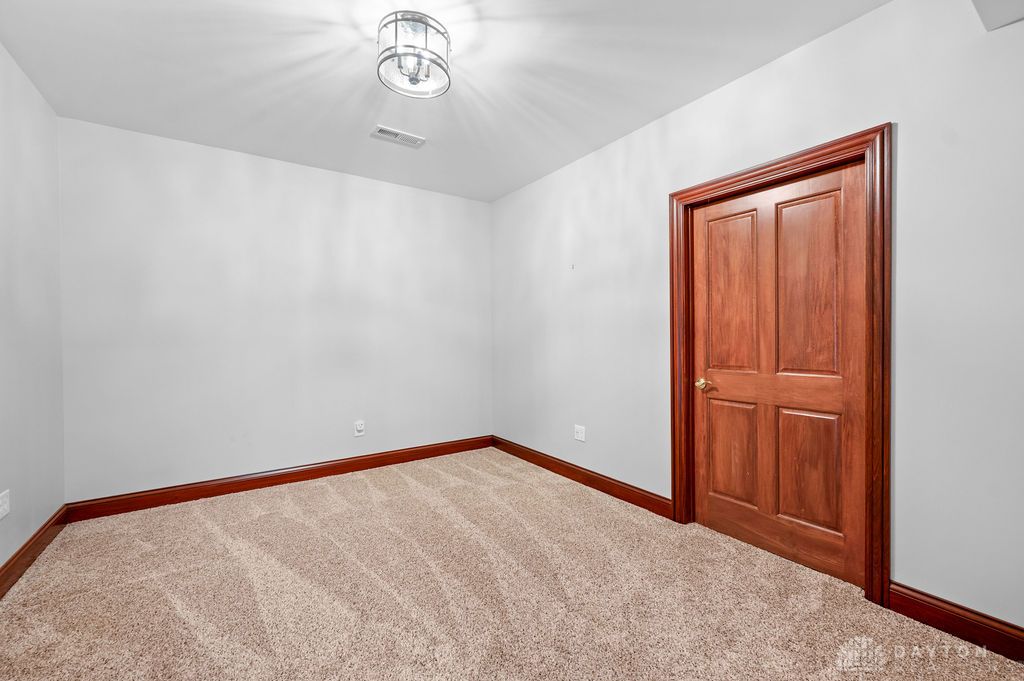 751 Old Springfield Road Vandalia, OH 45377 - Photo 44 of 89