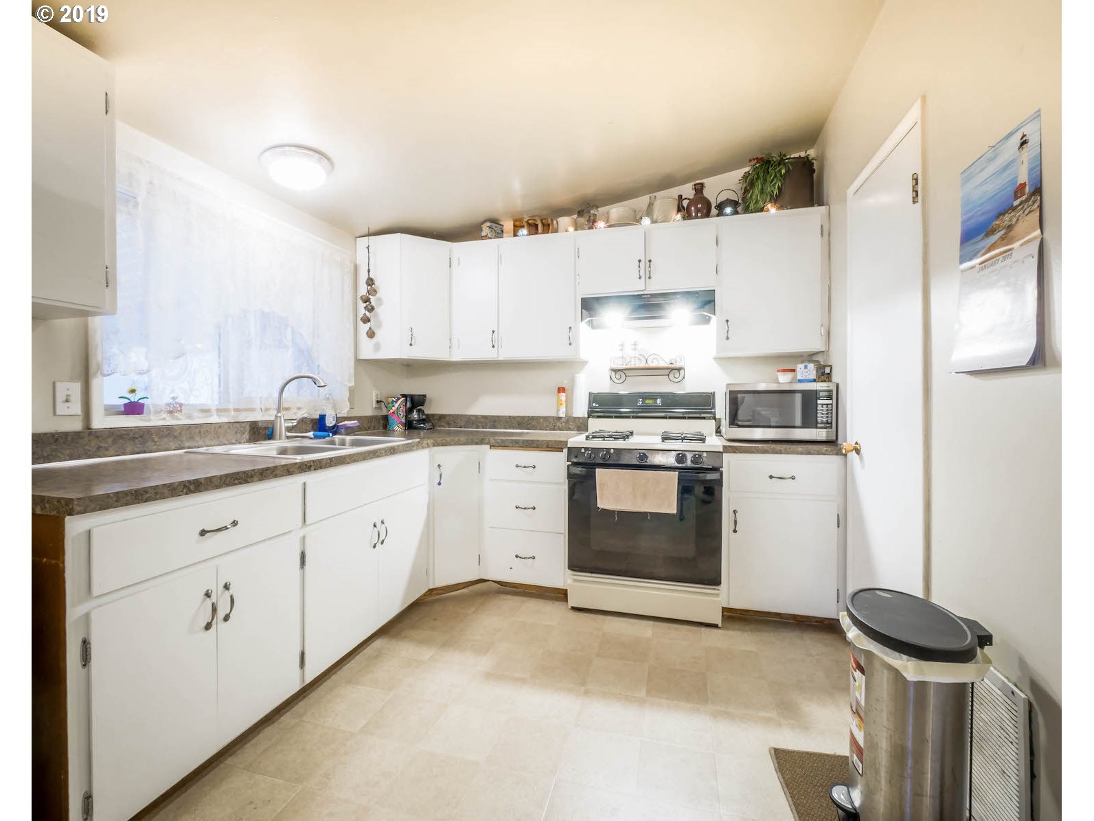655 West Ridgeway Avenue Hermiston, OR 97838 - Photo 4 of 21 Gallery Image 4