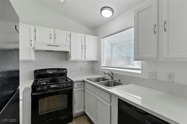 $199,900 | 661 Anne Lane, Henderson, NV 89015