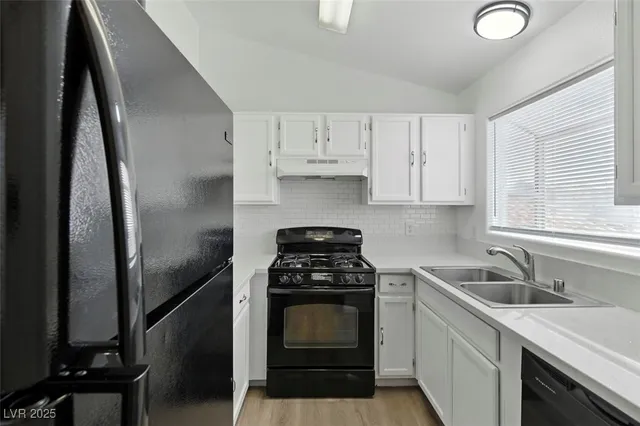 $199,900 | 661 Anne Lane, Henderson, NV 89015