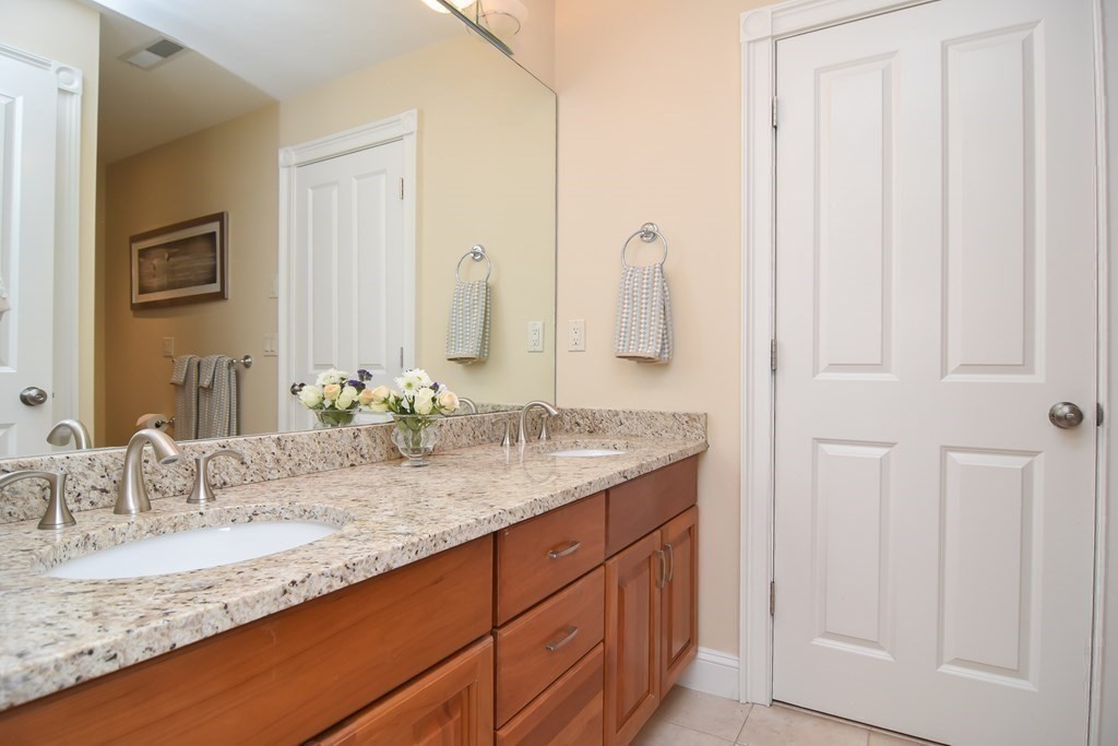 10 Ludwig Road, Unit 10 Needham, MA 02494 - Photo 19 of 33