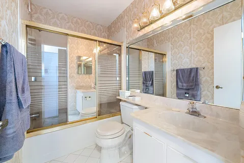 $175,000 | 7633 Tahiti Lane, Unit 204, Lake Worth, FL 33467