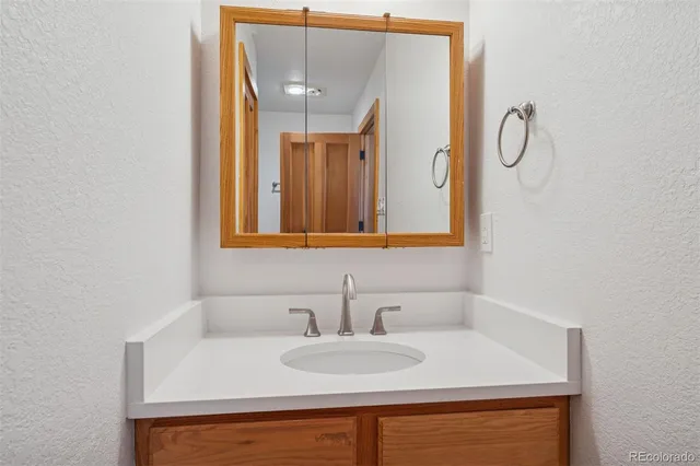 $1,050,000 | 15690 Cochise Trail, Pine, CO 80470