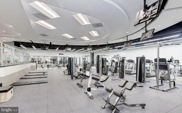 $2,000 | 1021 Arlington Boulevard, Unit 928, Arlington, VA 22209