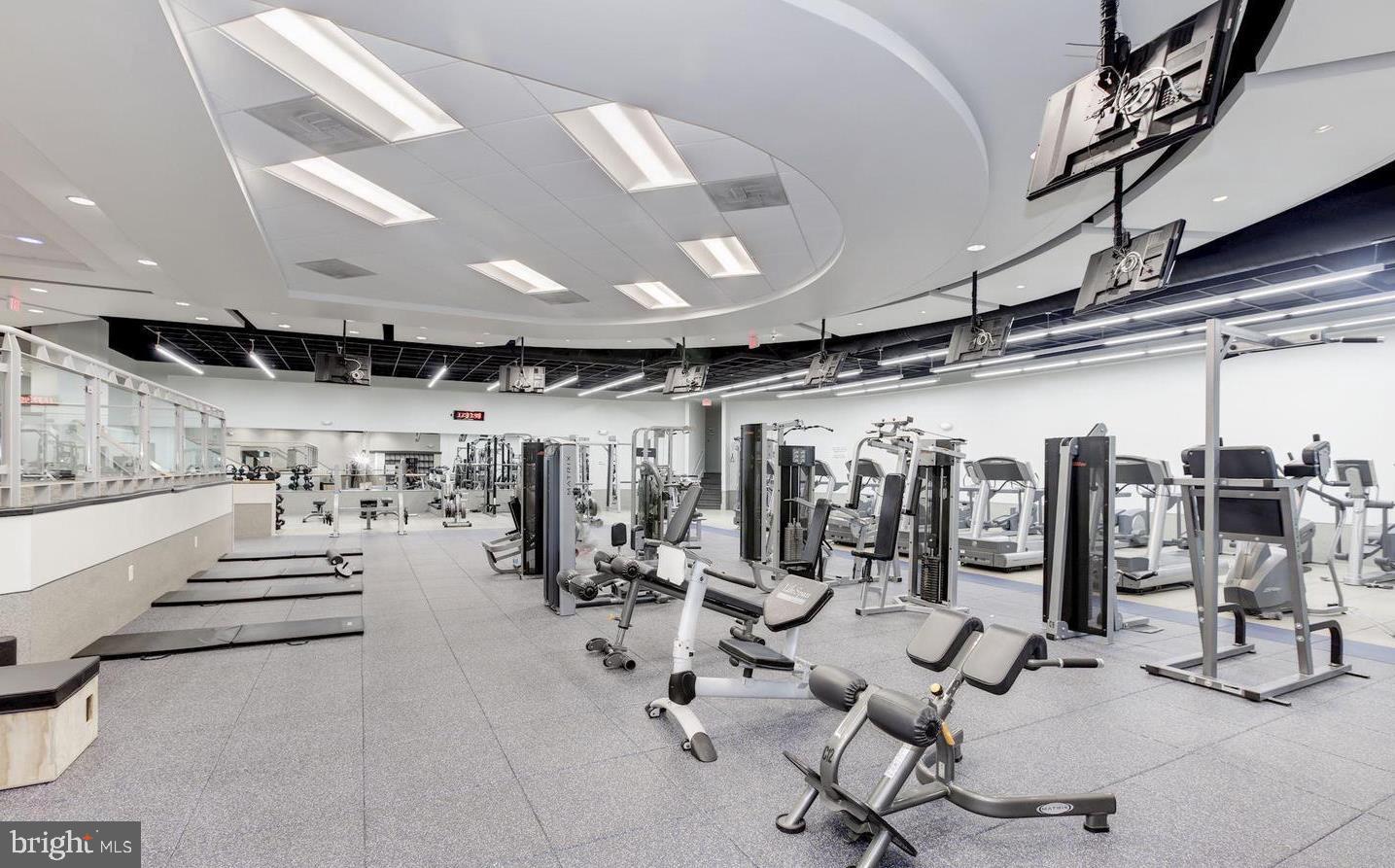 1021 Arlington Boulevard, Unit 928 Arlington, VA 22209 - Photo 38 of 44