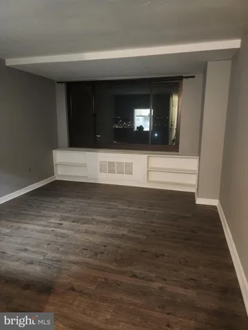 $2,000 | 1021 Arlington Boulevard, Unit 928, Arlington, VA 22209