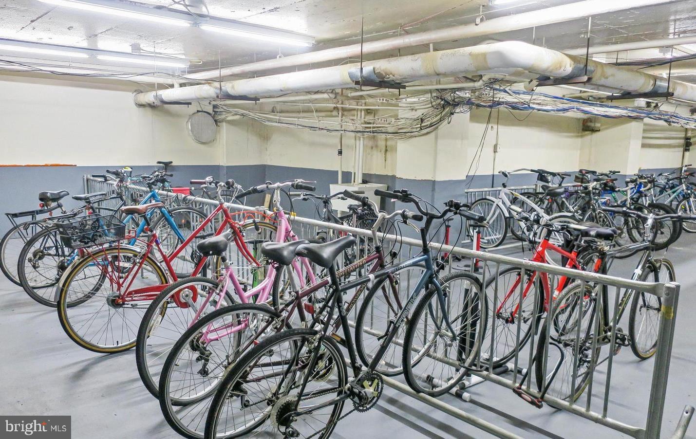 1021 Arlington Boulevard, Unit 928 Arlington, VA 22209 - Photo 41 of 44