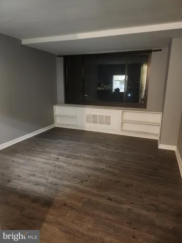 $2,000 | 1021 Arlington Boulevard, Unit 928, Arlington, VA 22209