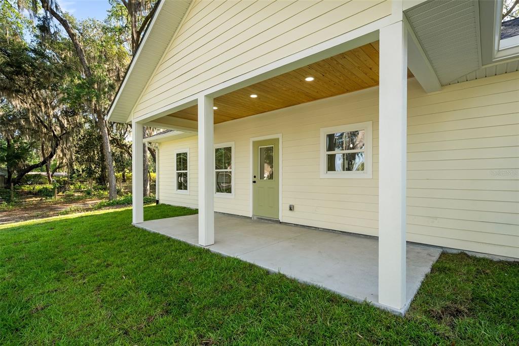 332 Southeast 3rd Avenue Melrose, FL 32666 - Photo 33 of 36