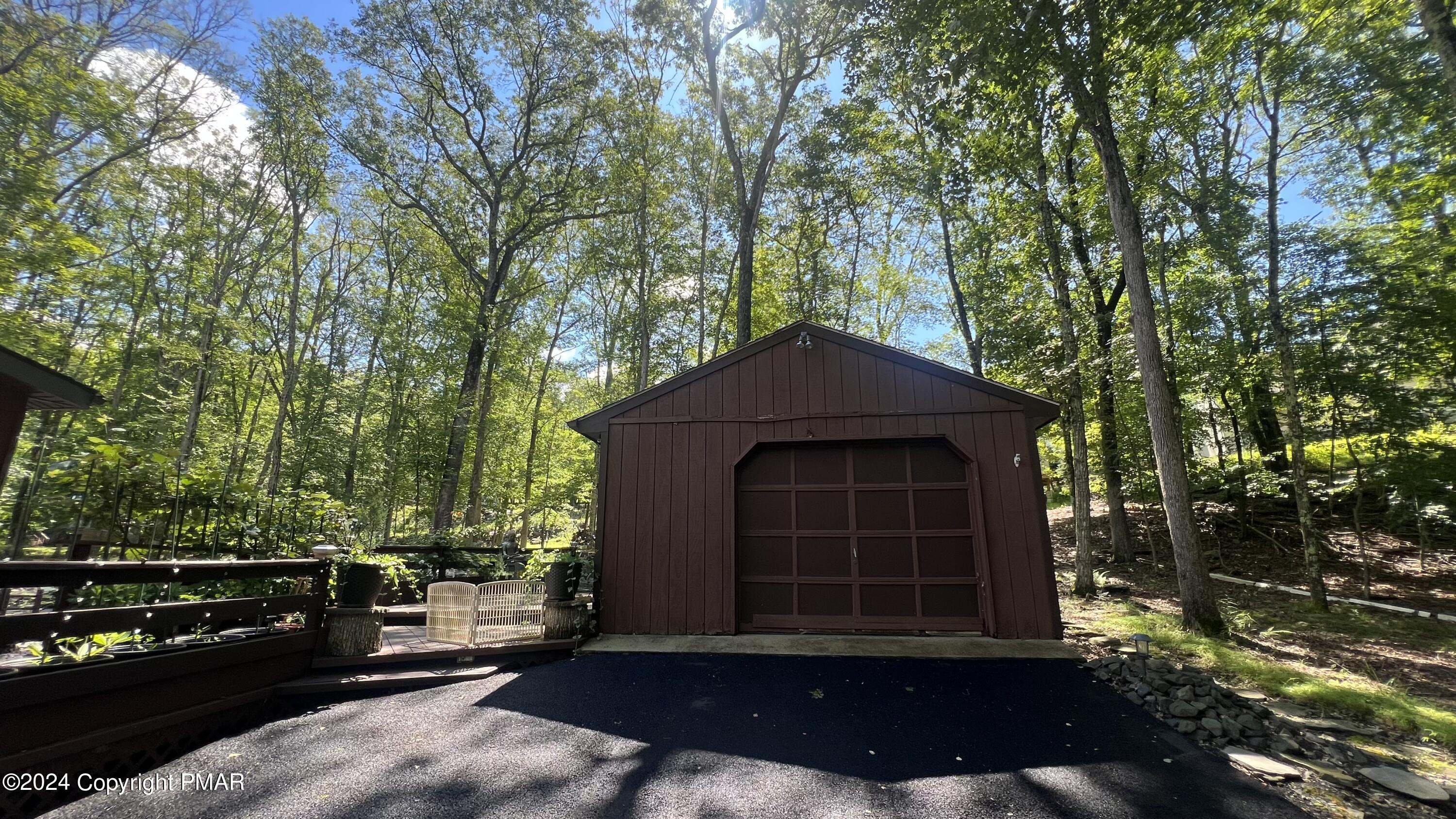 236 Regent Street Bushkill, PA 18324 - Photo 27 of 67 a front view of a house with a yard