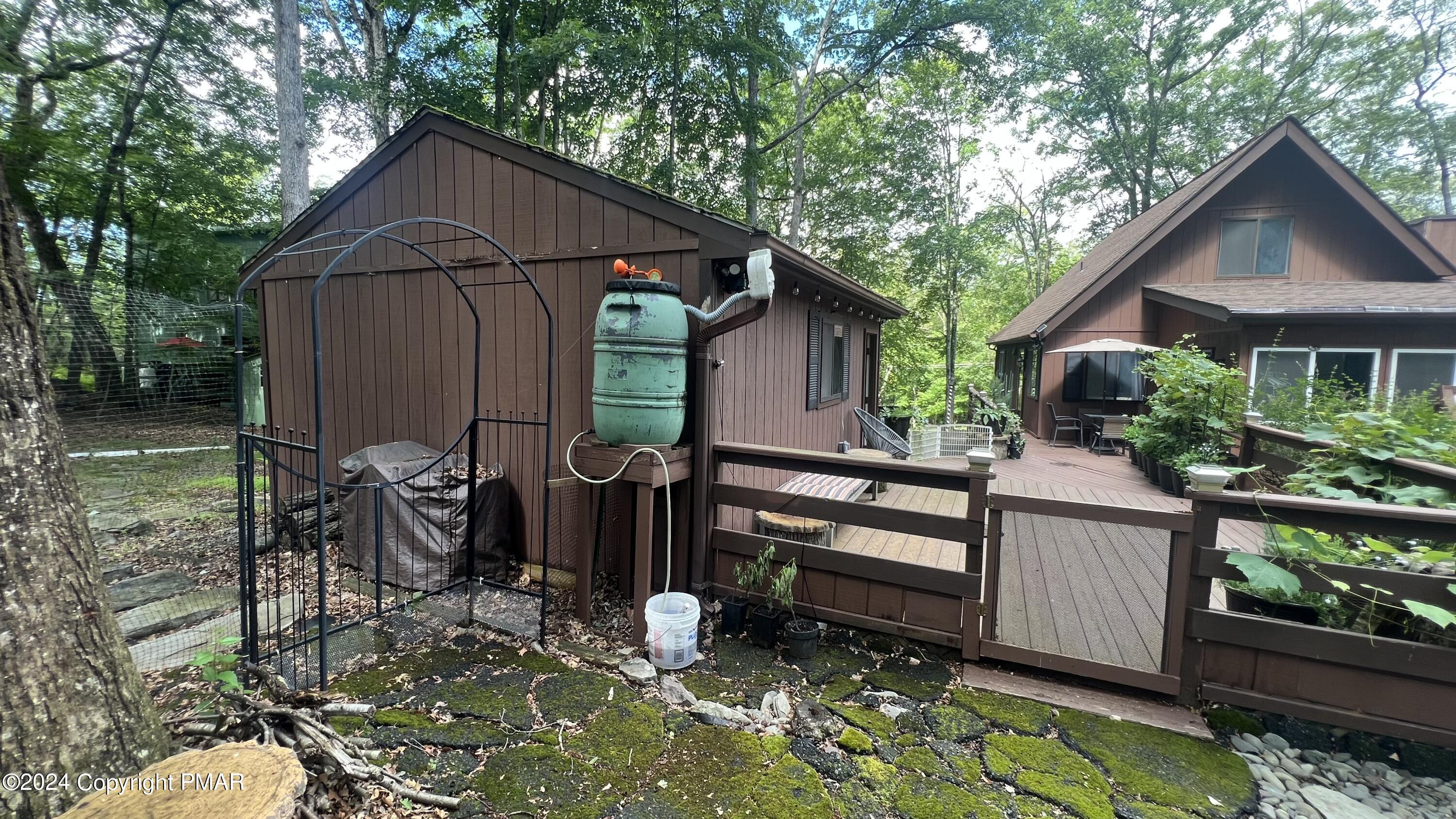 236 Regent Street Bushkill, PA 18324 - Photo 45 of 67 44