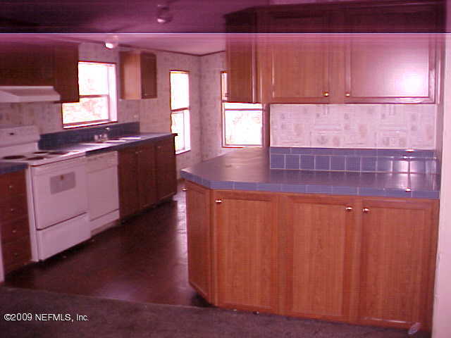 1896 Bellamy Road Florahome, FL 32140 - Photo 5 of 8 Kitchen Divider Bar
