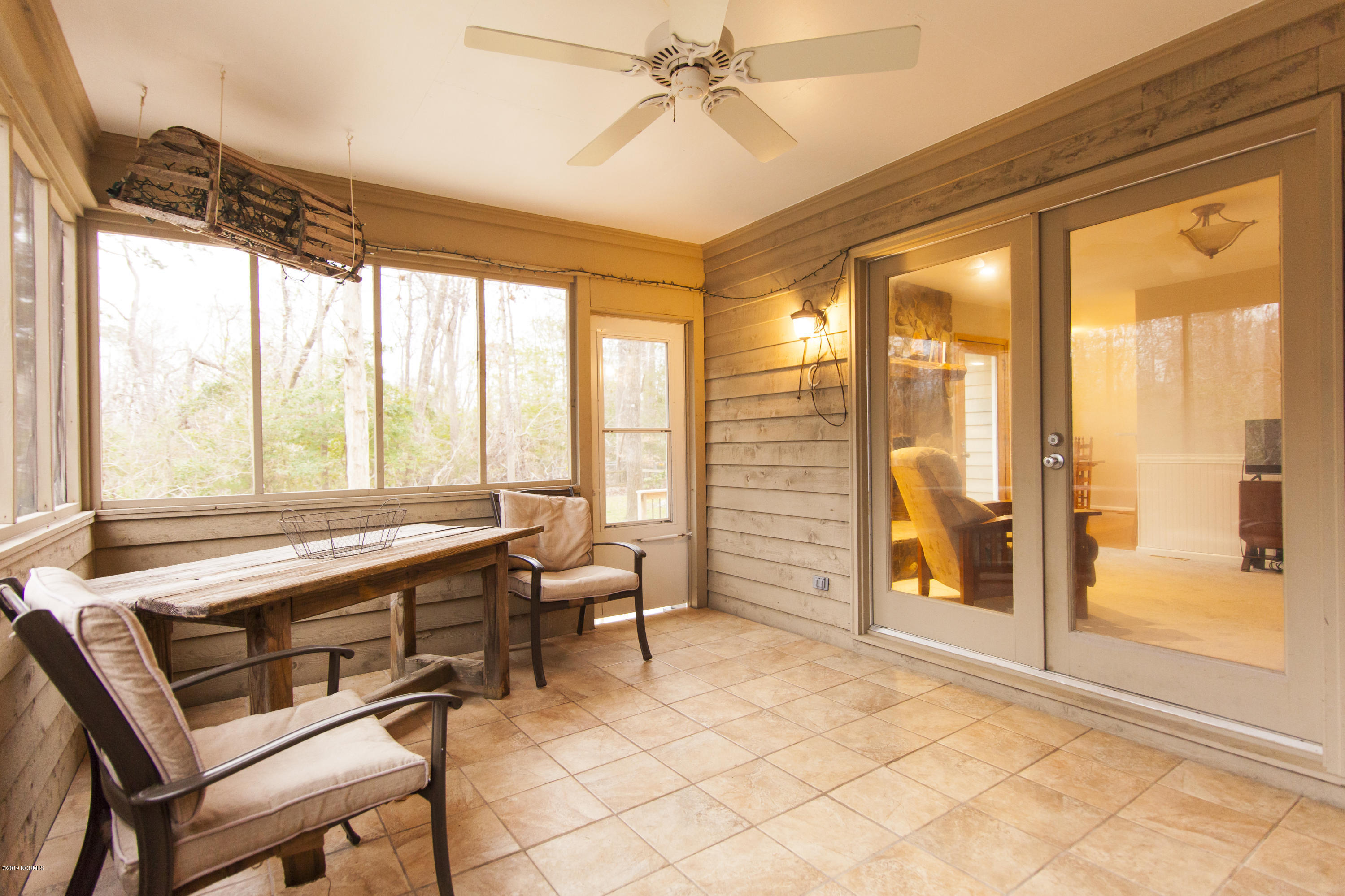 402 Boros Road New Bern, NC 28560 - Photo 24 of 62 Screened Porch