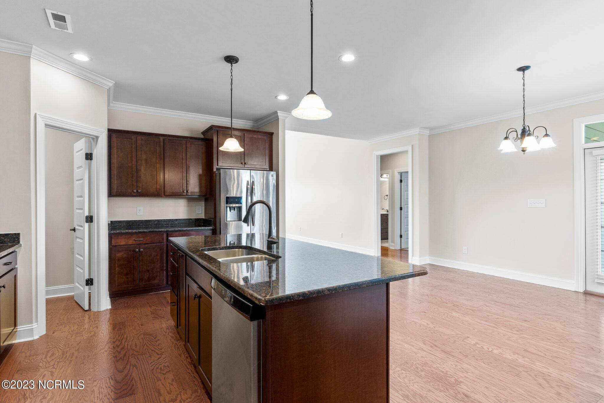 202 Seagrass Way Newport, NC 28570 - Photo 12 of 45 37-web-or-mls-_S3A3299