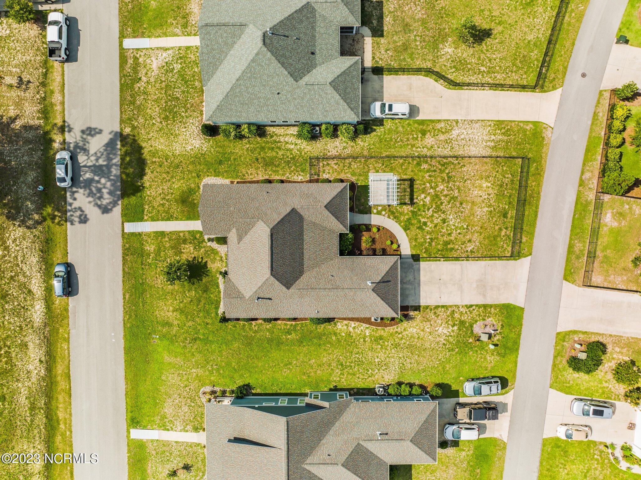 202 Seagrass Way Newport, NC 28570 - Photo 3 of 45 4-web-or-mls-DJI_0369