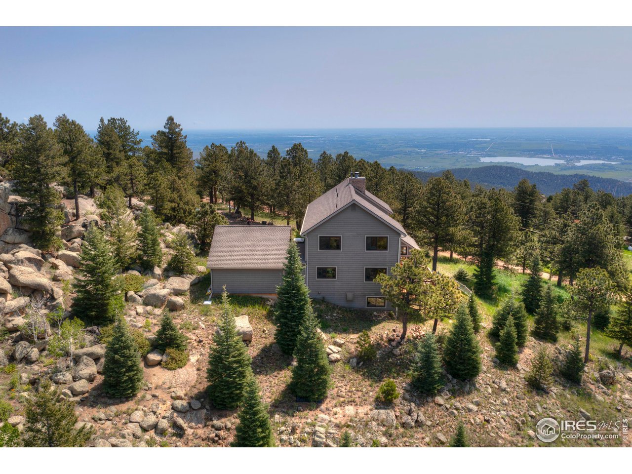 493 Sky Trail Road Boulder, CO 80302 - Photo 38 of 40 a view of a back yard