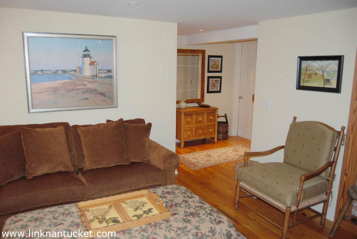 23 West Chester Street Nantucket, MA 02554 - Photo 5 of 11