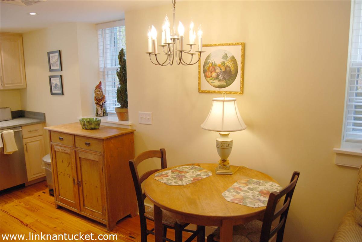 23 West Chester Street Nantucket, MA 02554 - Photo 8 of 11