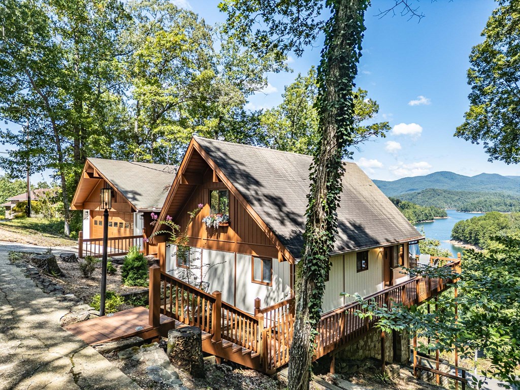 125 Ridgewood Drive Murphy, NC 28906 - Photo 2 of 62