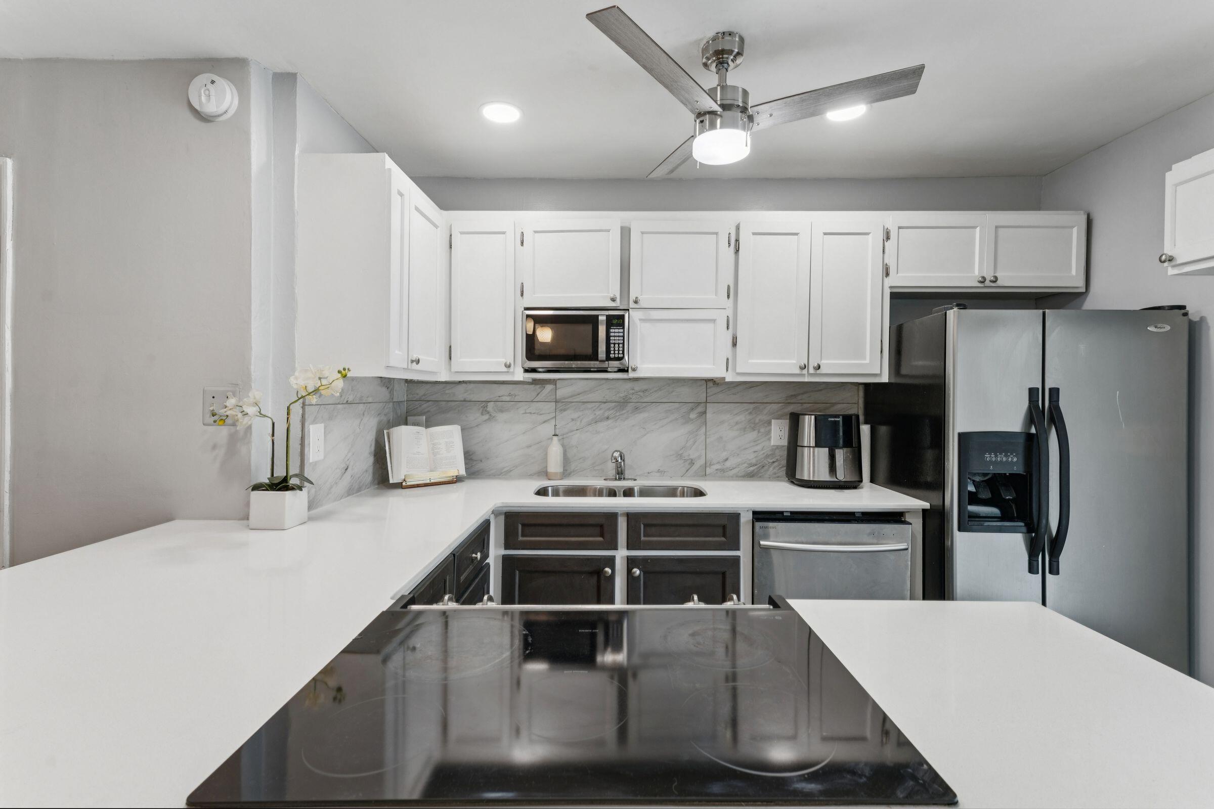 1192 Julian Clark Road Charleston, SC 29412 - Photo 19 of 42 Kitchen