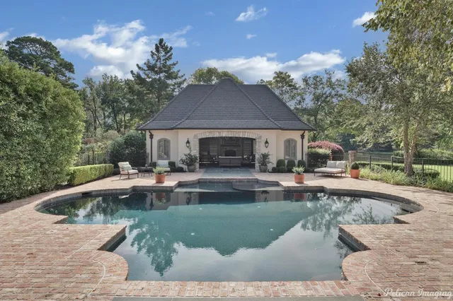 $2,650,000 | 6606 Gilbert Drive, Shreveport, LA 71106