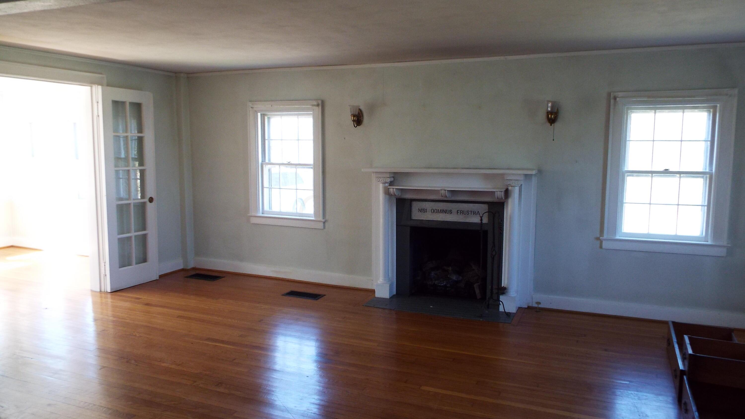 3740 Hebbardsville Road Albany, OH 45710 - Photo 19 of 50 Living room