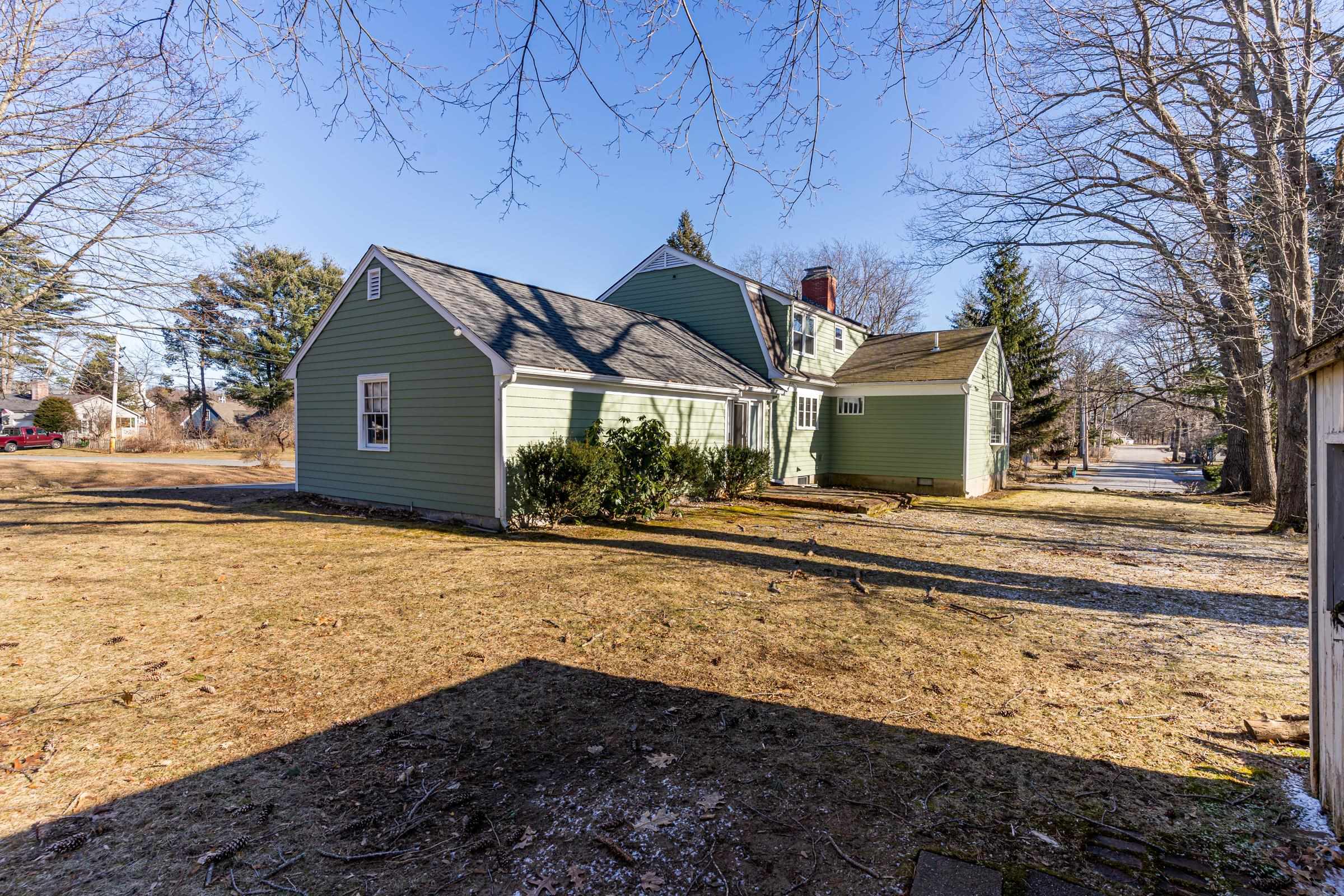 2 Seavey Street Hampton, NH 03842 - Photo 19 of 32