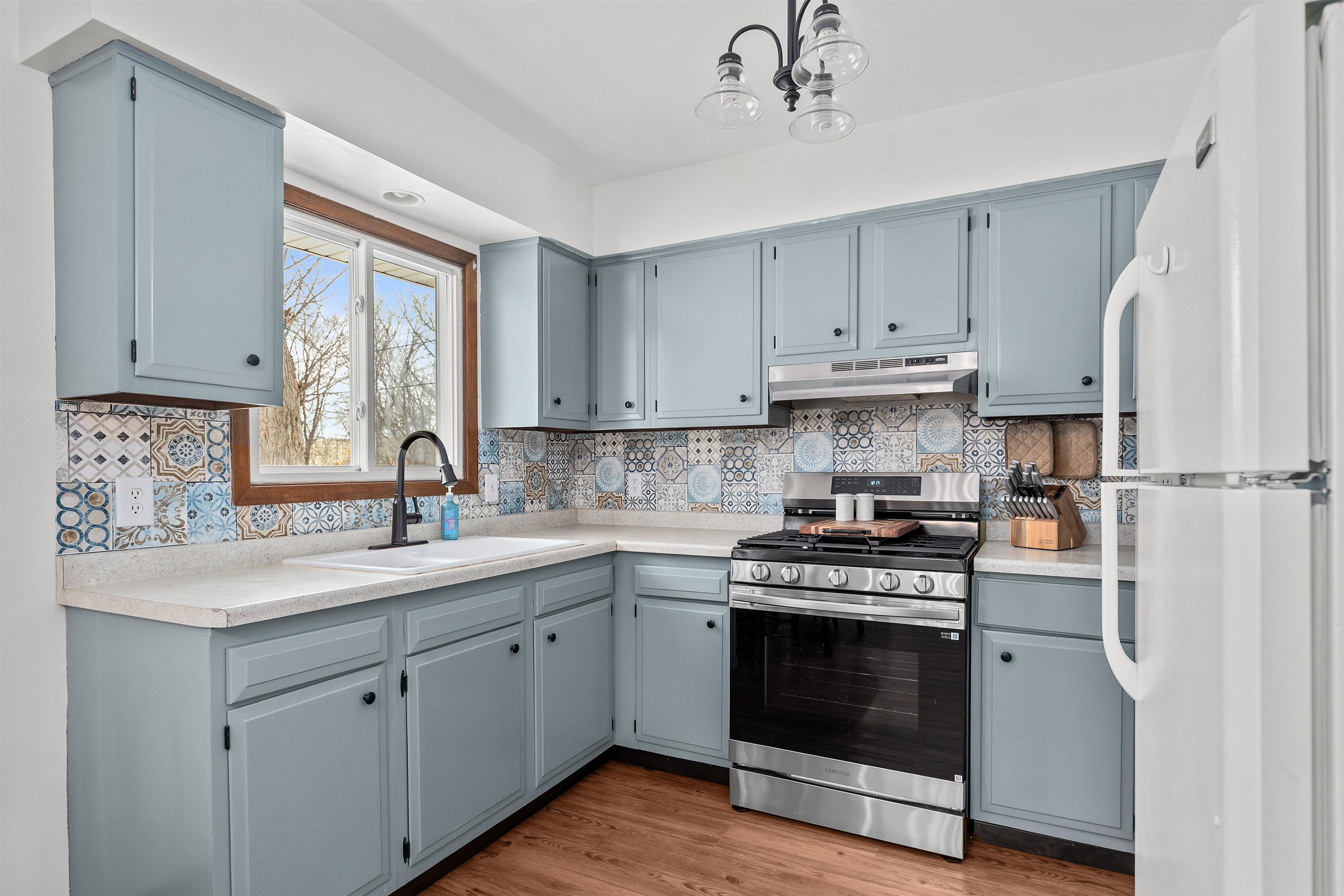 336 McKinley Avenue Omro, WI 54963 - Photo 4 of 31