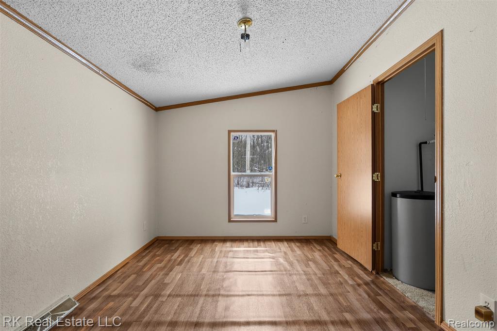 8237 Lambs Road Goodells, MI 48027 - Photo 21 of 34