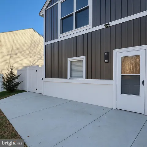 $1,700 | 7822 Grassy Garth, Unit B, Elkridge, MD 21075