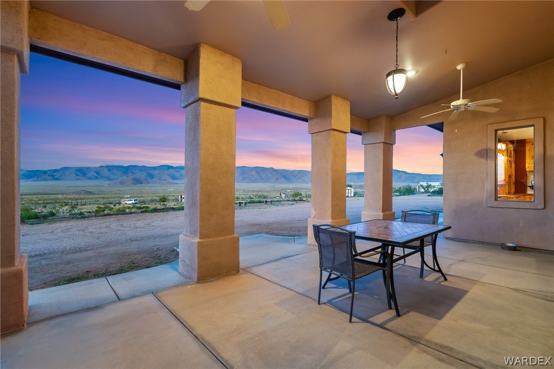 11275 North Benjamin Road Kingman, AZ 86401 - Photo 5 of 99 Patio