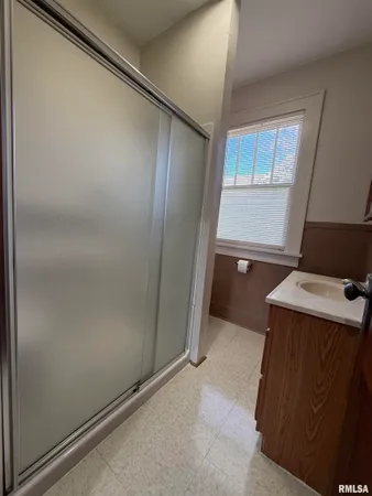 $79,500 | 519 North Randolph Street, Macomb, IL 61455