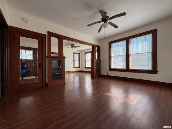 $79,500 | 519 North Randolph Street, Macomb, IL 61455