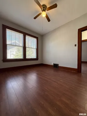 $79,500 | 519 North Randolph Street, Macomb, IL 61455