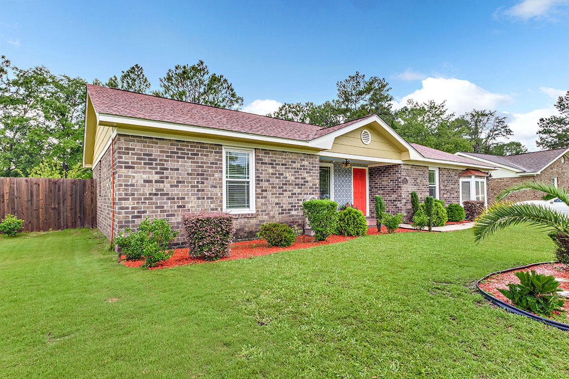 131 Marion Road Summerville, SC 29486 - Photo 1 of 23 GPS VISUALS RE PHOTOGRAPHY 1